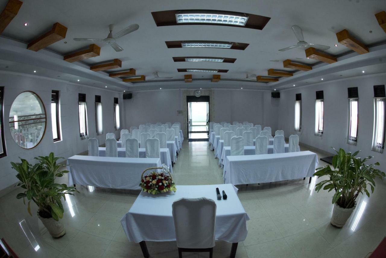 Eden Hotel Buon Ma Thuot Bagian luar foto